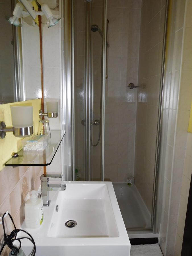 باشاراش Hotel Kranenturm المظهر الخارجي الصورة