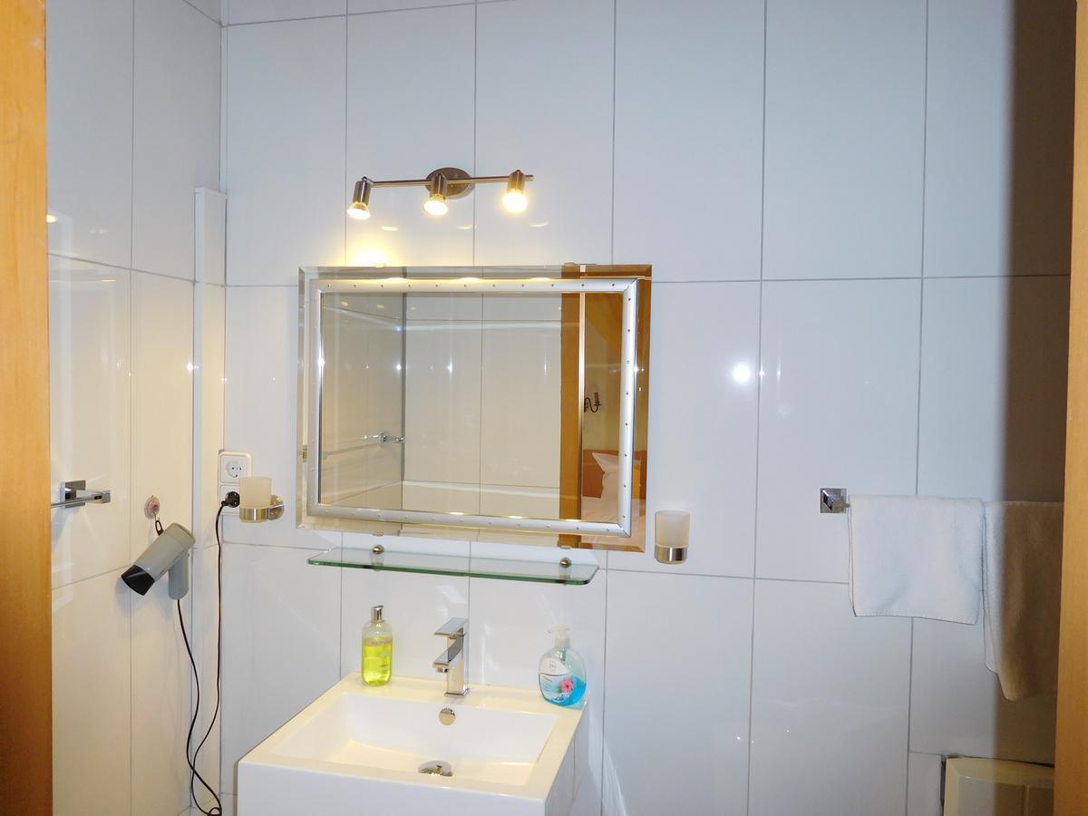 باشاراش Hotel Kranenturm المظهر الخارجي الصورة